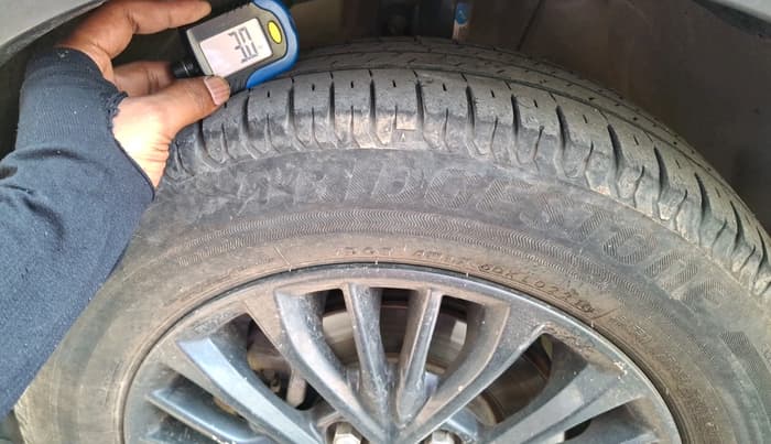 2021 Maruti XL6 ZETA MT, Petrol, Manual, 42,197 km, tyre
