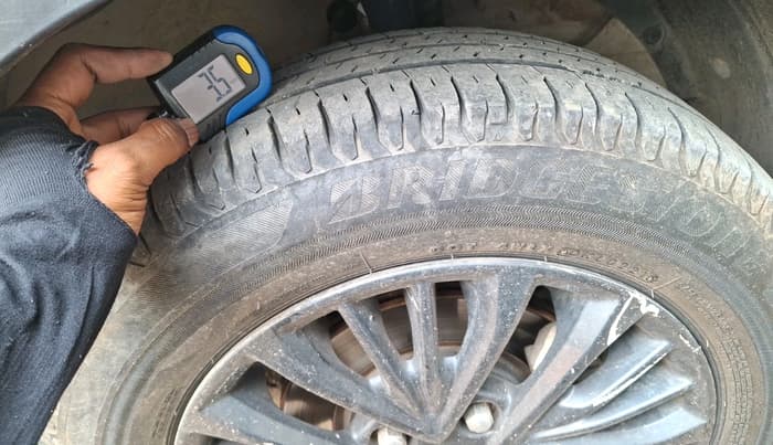 2021 Maruti XL6 ZETA MT, Petrol, Manual, 42,197 km, tyre