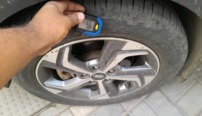 2019 Hyundai Creta SX AT 1.6 PETROL, CNG, Automatic, 2,37,870 km, tyre
