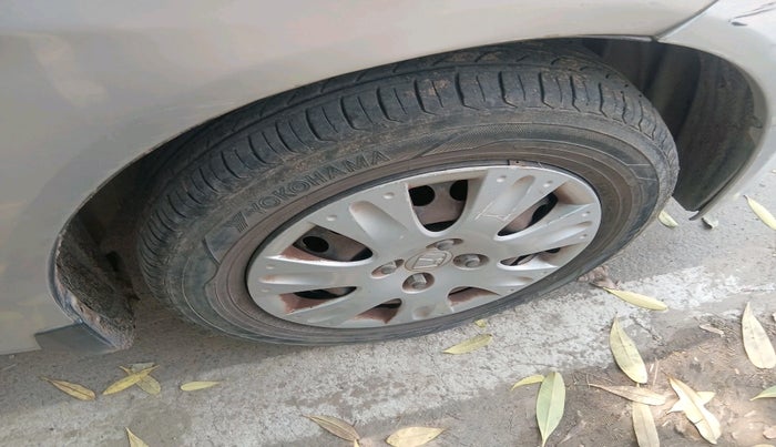 2014 Honda Amaze 1.2L I-VTEC S, Petrol, Manual, 89,535 km, tyre