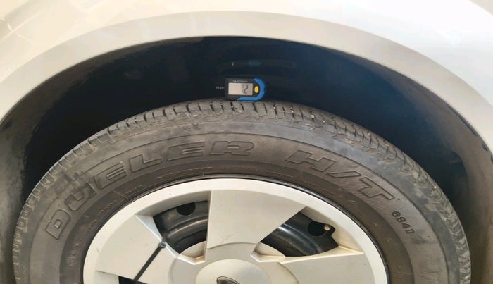 2017 Mahindra XUV500 W4, Diesel, Manual, 61,749 km, tyre