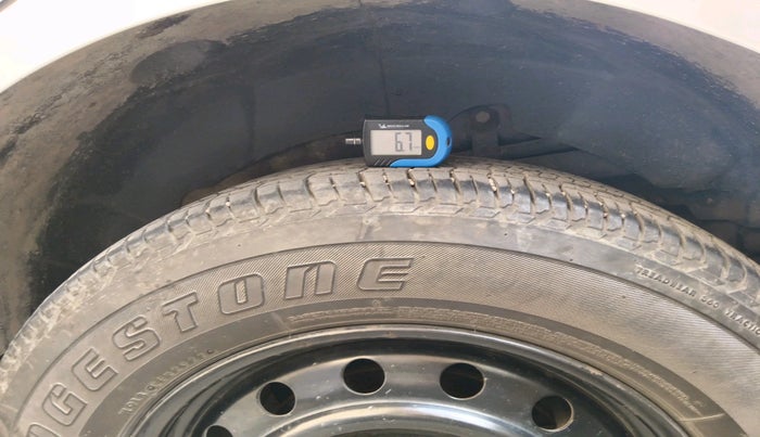 2017 Mahindra XUV500 W4, Diesel, Manual, 61,749 km, tyre