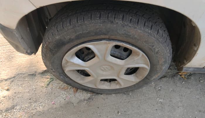2020 Maruti S PRESSO VXI CNG, CNG, Manual, 72,127 km, tyre