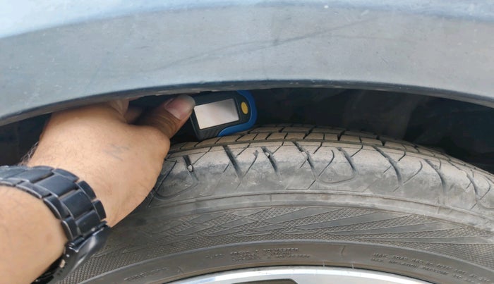 2017 Honda WR-V 1.5L I-DTEC VX MT, Diesel, Manual, 1,57,554 km, tyre