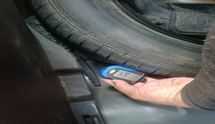 2021 Hyundai VENUE SX 1.5 CRDI, Diesel, Manual, 1,37,826 km, tyre