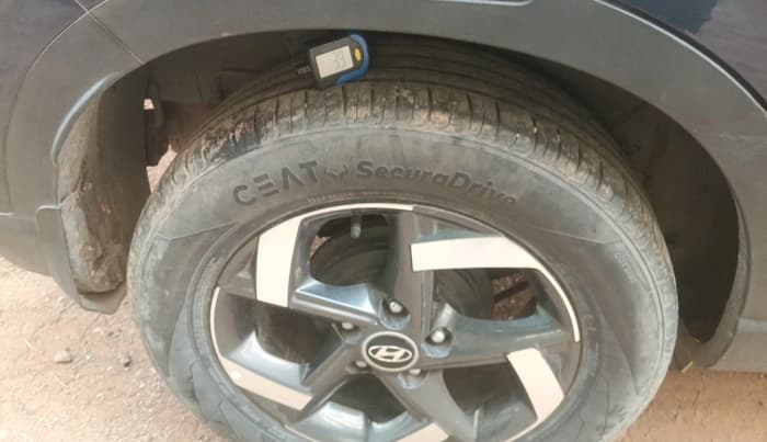 2020 Hyundai VENUE SX 1.0 TURBO, Petrol, Manual, 32,756 km, tyre