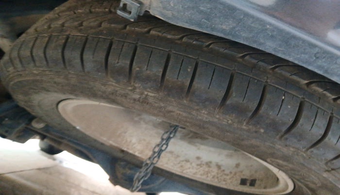 2018 Toyota Innova Crysta 2.4 VX 8 STR, Diesel, Manual, 66,196 km, tyre