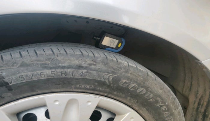 2014 Honda Amaze 1.5L I-DTEC EX, Diesel, Manual, 1,62,589 km, tyre