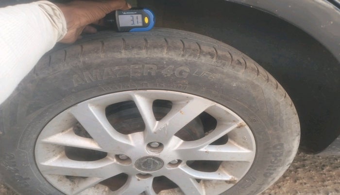 2015 Nissan Sunny XL DIESEL, Diesel, Manual, 1,02,691 km, tyre