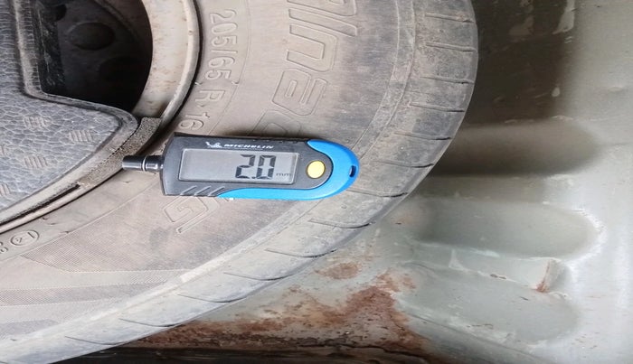 2020 Maruti Vitara Brezza VDI, Diesel, Manual, 1,04,646 km, tyre