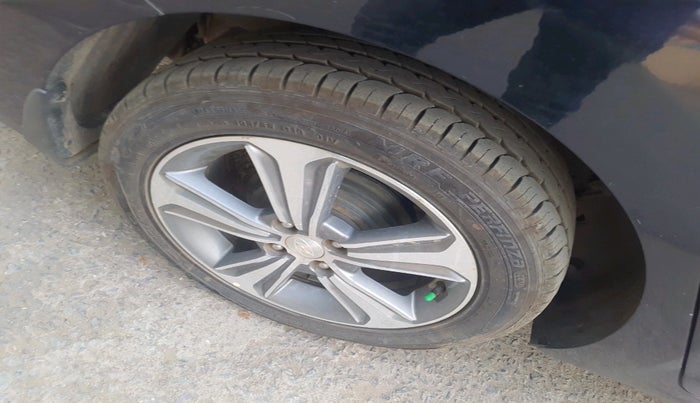 2019 Hyundai Verna 1.6 CRDI SX + AT, Diesel, Automatic, 78,148 km, tyre