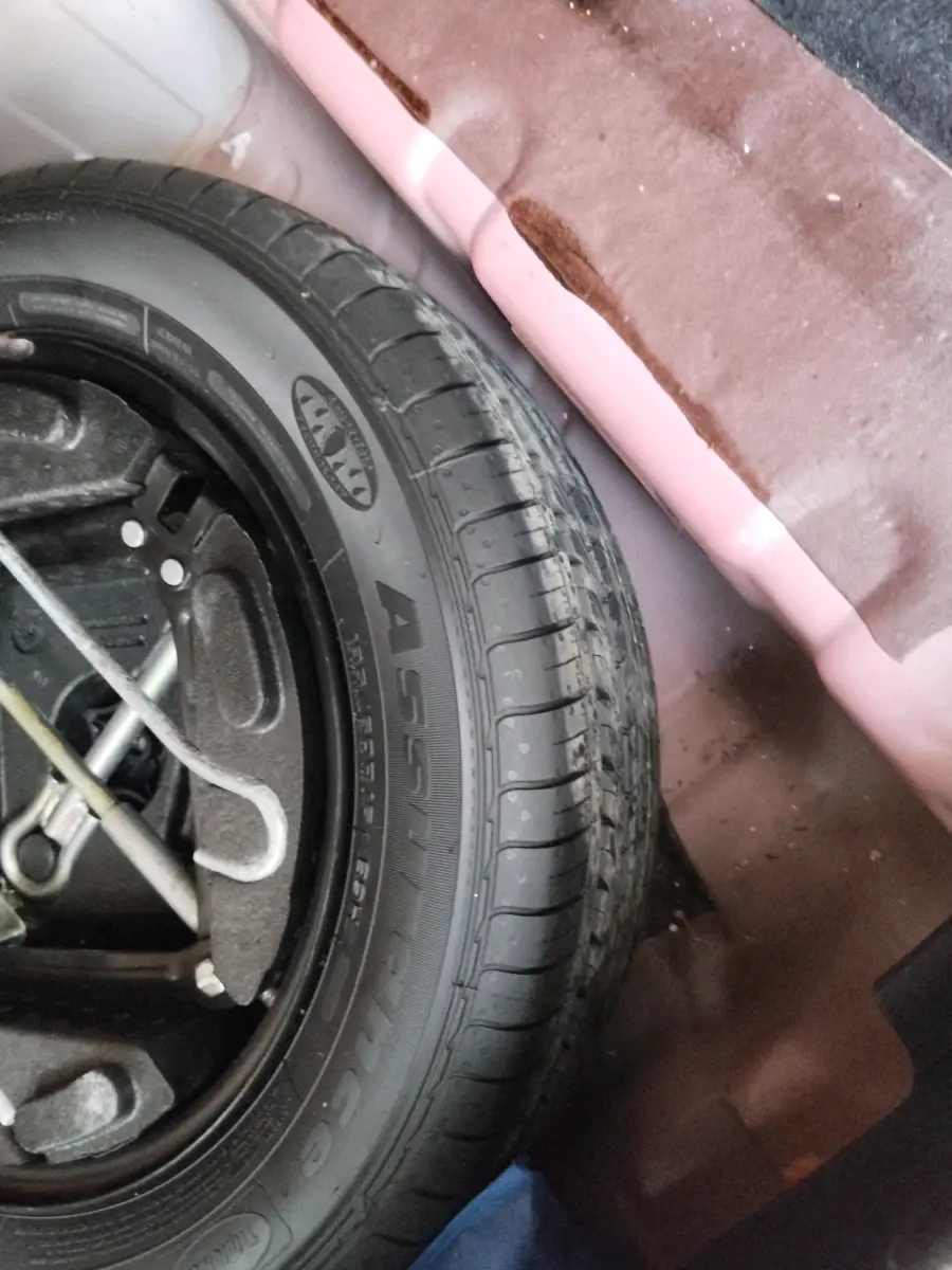 2020 Tata NEXON XZ PLUS PETROL, Petrol, Manual, 67,677 km, tyre
