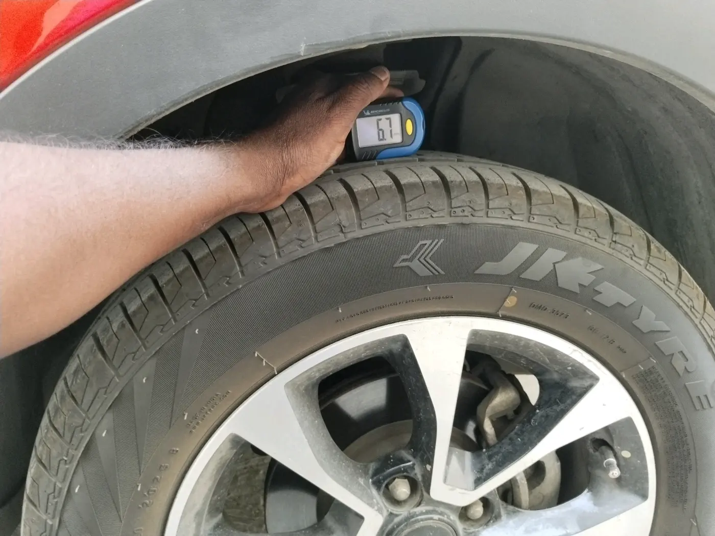 2020 Tata NEXON XZ PLUS PETROL, Petrol, Manual, 67,677 km, tyre
