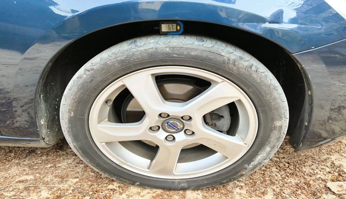 2011 Volvo S60 SUMMUM D5, Diesel, Automatic, 60,653 km, tyre