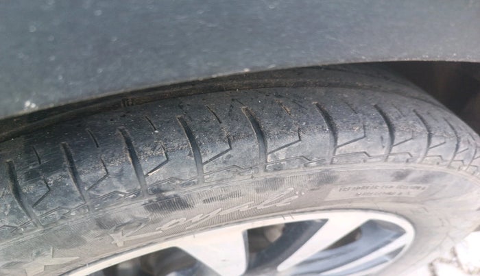 2021 Maruti S Cross ZETA 1.5, Petrol, Manual, 1,37,299 km, tyre