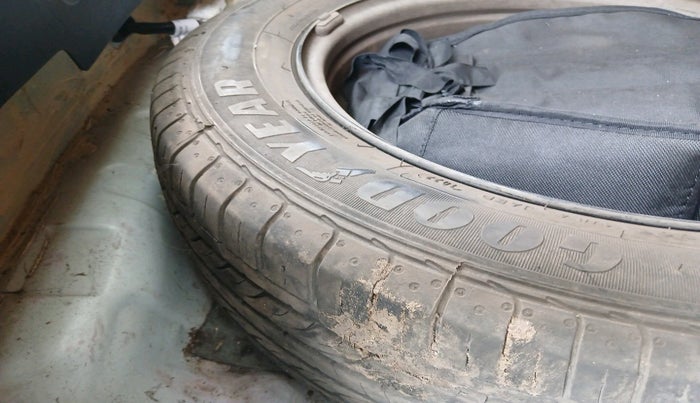 2022 Tata NEXON XM PETROL, Petrol, Manual, 19,694 km, tyre