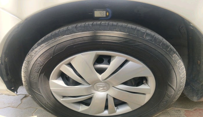 2019 Honda Amaze 1.2L I-VTEC S, CNG, Manual, 65,606 km, tyre