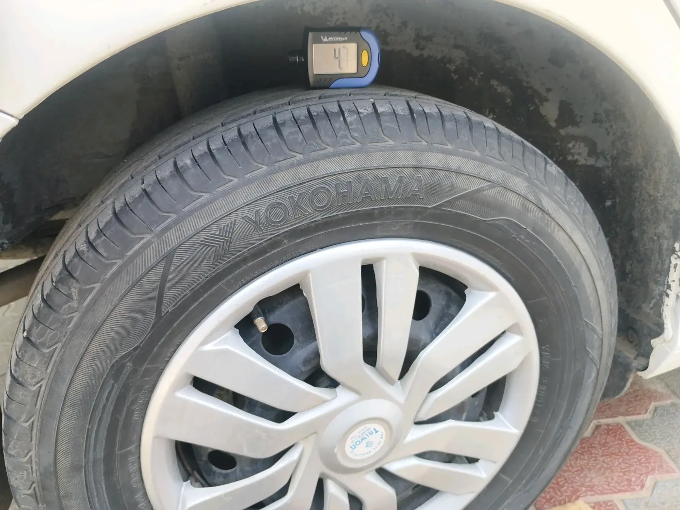 2019 Honda Amaze 1.2L I-VTEC S, CNG, Manual, 65,606 km, tyre