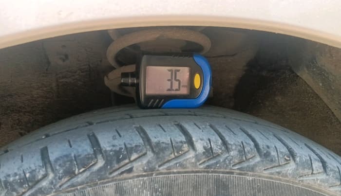 2008 Hyundai i10 SPORTZ 1.2, Petrol, Manual, 91,733 km, tyre