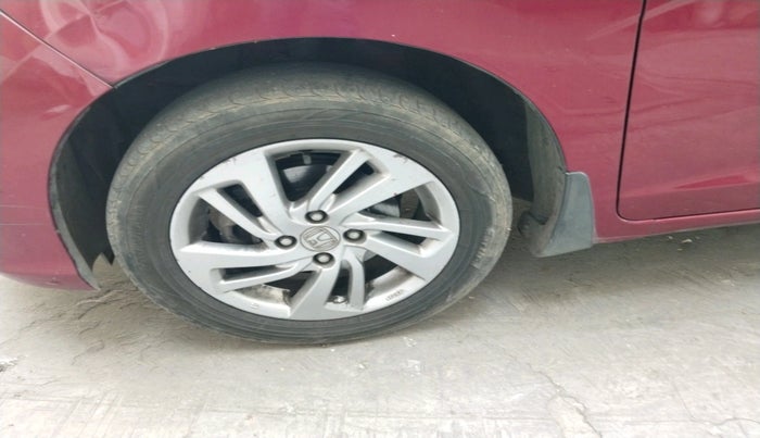 2020 Honda Jazz 1.2L I-VTEC ZX CVT, CNG, Automatic, 1,13,267 km, tyre