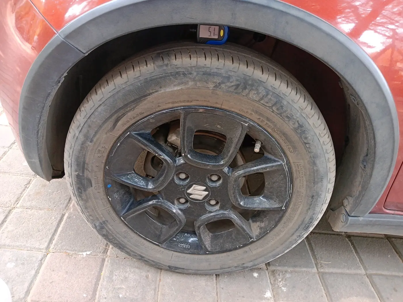 2018 Maruti IGNIS ZETA 1.2 AMT, CNG, Automatic, 74,855 km, tyre