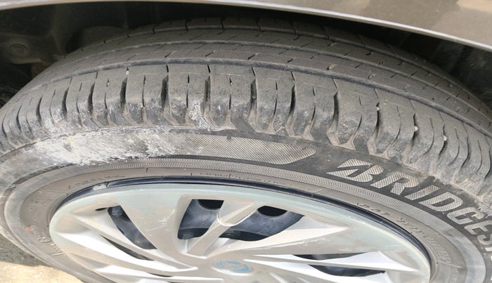 2023 Maruti Ertiga VXi (O), Petrol, Manual, 19,570 km, tyre