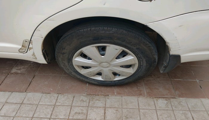 2009 Maruti Swift Dzire VDI, Diesel, Manual, 79,464 km, tyre