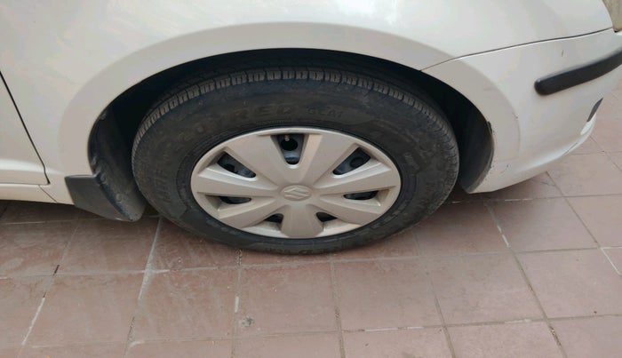 2009 Maruti Swift Dzire VDI, Diesel, Manual, 79,464 km, tyre