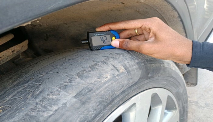 2022 Tata Safari XZA PLUS, Diesel, Automatic, 52,766 km, tyre