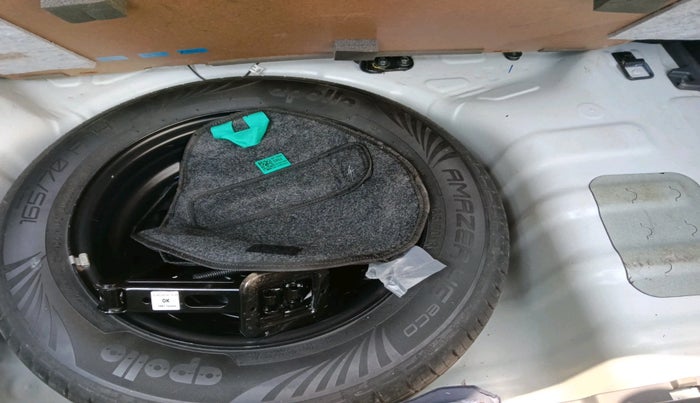 2024 Hyundai GRAND I10 NIOS ASTA 1.2 KAPPA VTVT, Petrol, Manual, 24,657 km, tyre