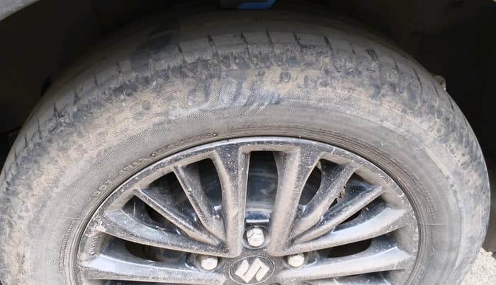 2019 Maruti XL6 ALPHA AT, Petrol, Automatic, 63,623 km, tyre