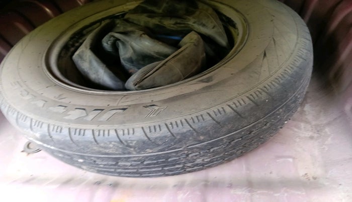 2013 Nissan Sunny XV DIESEL, Diesel, Manual, 88,415 km, tyre