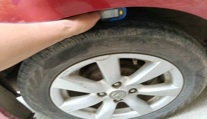 2013 Nissan Sunny XV DIESEL, Diesel, Manual, 88,415 km, tyre