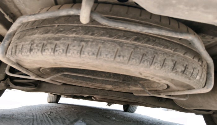 2019 Maruti Ertiga VXI CNG, CNG, Manual, 1,08,468 km, tyre