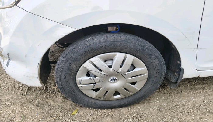 2014 Hyundai Eon D-LITE+, Petrol, Manual, 58,864 km, tyre