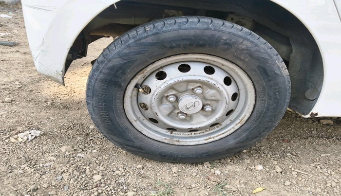 2014 Hyundai Eon D-LITE+, Petrol, Manual, 58,864 km, tyre