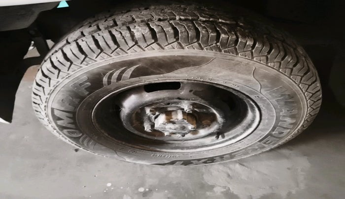 2014 Mahindra Bolero SLE BS-III, Diesel, Manual, 1,38,276 km, tyre