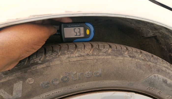 2018 Maruti Ertiga VXI, CNG, Manual, 74,847 km, tyre