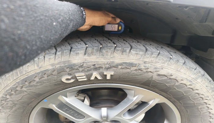 2023 Mahindra Thar LX D HT 2WD MT, Diesel, Manual, 40,894 km, tyre