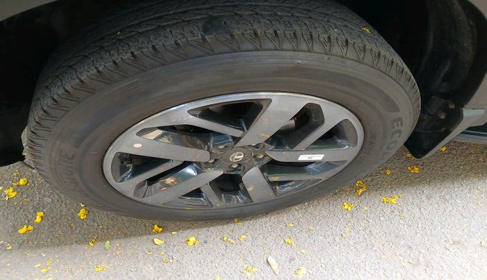 2023 Tata Harrier XZA PLUS 2.0L DARK EDITION, Diesel, Automatic, 21,562 km, tyre