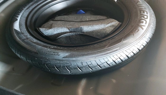 2019 Hyundai Verna 1.6 VTVT SX (O) AT, Petrol, Automatic, 19,840 km, tyre