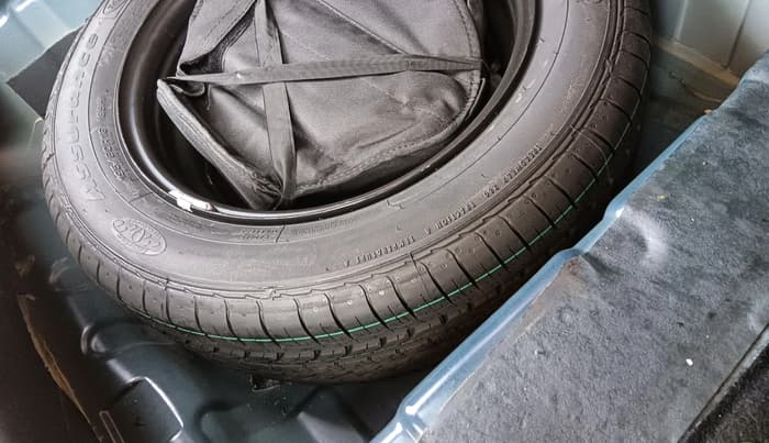 2022 Tata NEXON XZA PLUS (PREMIUM) PETROL, Petrol, Automatic, 31,949 km, tyre