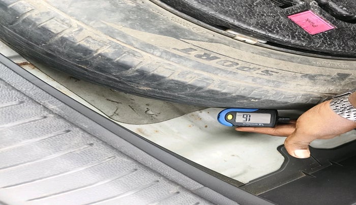 2017 Hyundai Creta SX PLUS 1.6 PETROL, Petrol, Manual, 47,416 km, tyre