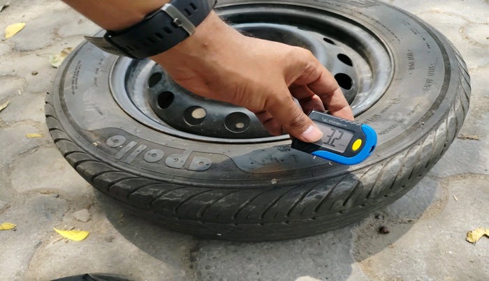 2011 Hyundai i20 SPORTZ 1.2, Petrol, Manual, 92,542 km, tyre