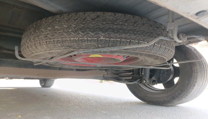 2023 Renault TRIBER RXZ AMT, Petrol, Automatic, 13,094 km, tyre