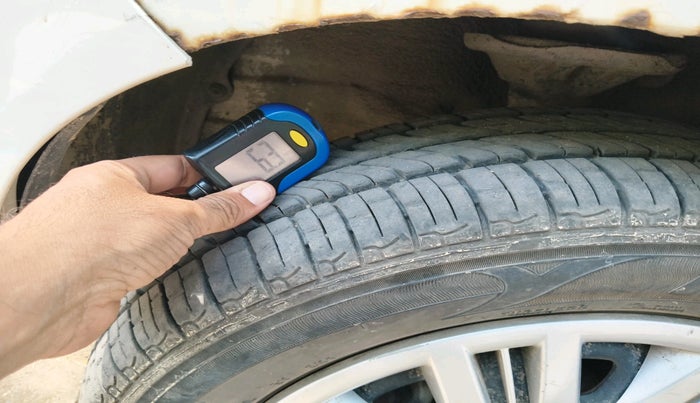 2013 Hyundai Santro Xing GL PLUS, CNG, Manual, 55,253 km, tyre