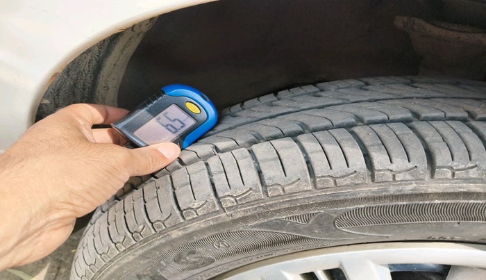 2013 Hyundai Santro Xing GL PLUS, CNG, Manual, 55,253 km, tyre