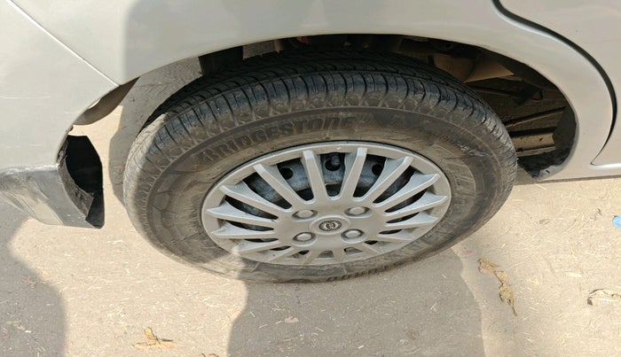 2022 Maruti Alto LXI OPT CNG, CNG, Manual, 61,545 km, tyre