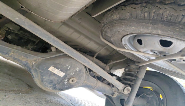 2021 Maruti Eeco 5 STR AC (O), Petrol, Manual, 15,516 km, tyre