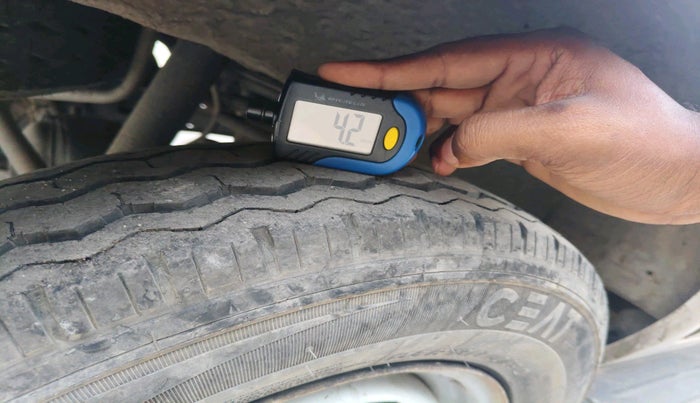 2021 Maruti Eeco 5 STR AC (O), Petrol, Manual, 15,516 km, tyre